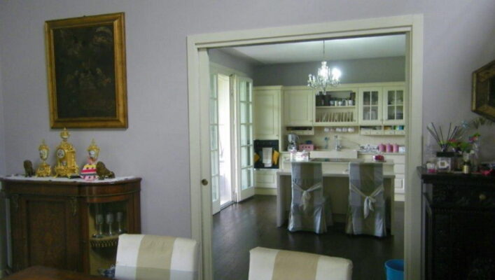 SALÓ VICINANZE VILLA NUOVA IN STILE MODERNO