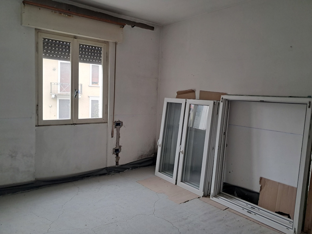 ampio-appartamento-a-salo-05